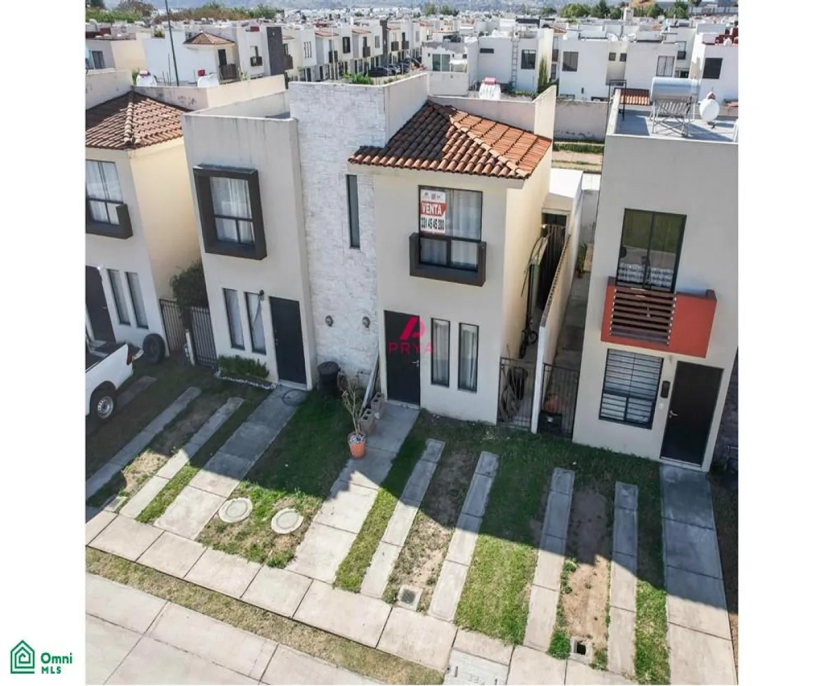 En Venta,Los Pinos Campestre,Av. El Campestre coto Mascardi 720, Zapopan, Jalisco 45221, 3 Habitaciones,2 Baños,Av. El Campestre coto Mascardi,MX25895391