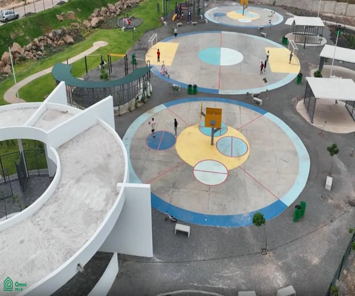 Terreno En Venta,Toluquilla,Makalu Norte 99, Fracc. Zimaltá, Coto, Tlaquepaque, Jalisco 45610,Makalu Norte,MX25896610