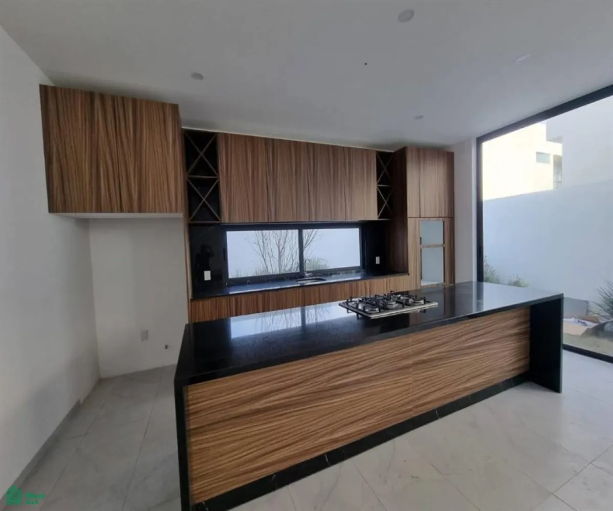 En Venta,Bosques Santa Anita,san alvaro 254, Tlajomulco de Zuniga, Jalisco 45645, 4 Habitaciones,3 Baños,san alvaro,2,MX25897406