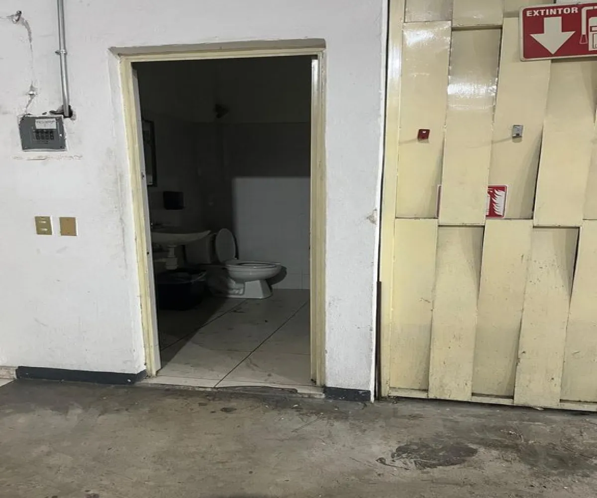 Bodega En Renta,San Juan Bosco,Esteban Alatorre 1871, Guadalajara, Jalisco 44730, 2 Habitaciones,11 Baños,Esteban Alatorre,2,pGdnD0Z
