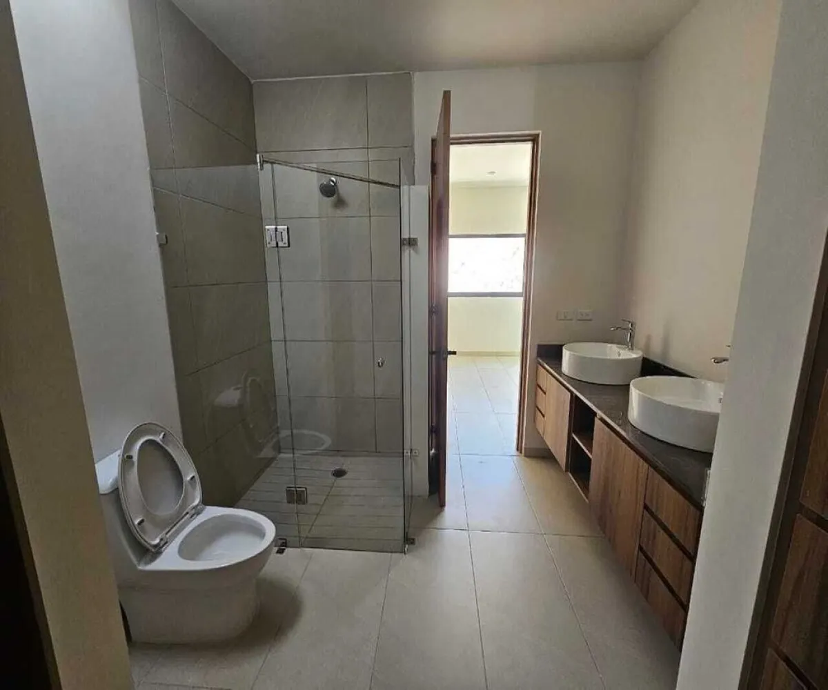 Casa En Venta,Valle imperial,Calle Palmira 1236 15, Zapopan, Jalisco 45134, 4 Habitaciones,3 Baños,Calle Palmira,1,phLD43u