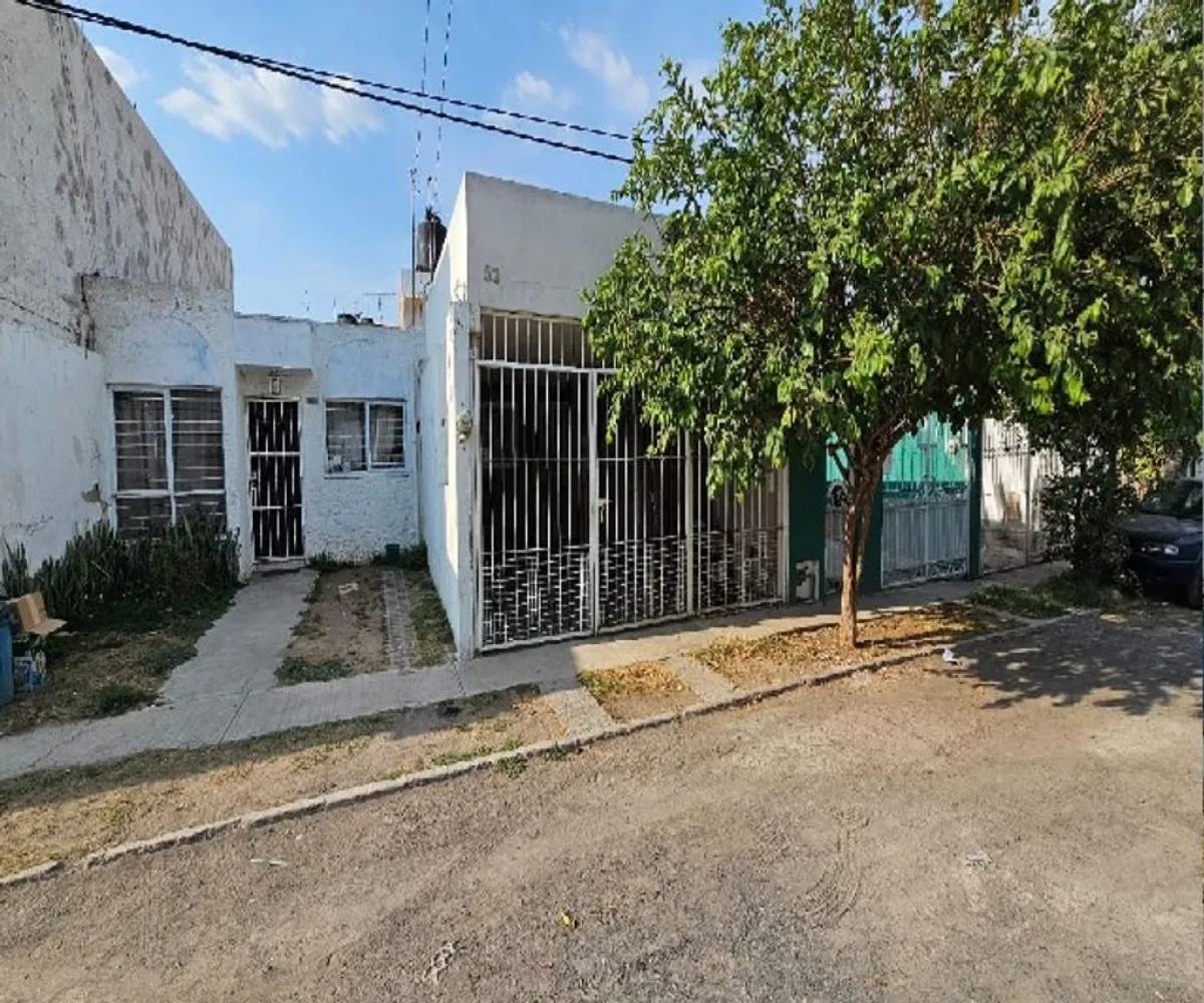 Casa En Venta,Parques de Santa María,Avenida Bahía de Todos Los Santos 2782, San Pedro Tlaquepaque, Jalisco 45609, 2 Habitaciones,1 Baño,Avenida Bahía de Todos Los Santos,2,puO8jDc