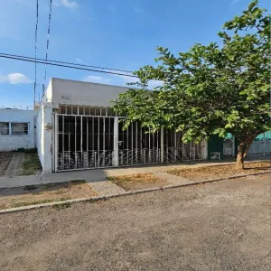 Casa En Venta,Parques de Santa María,Avenida Bahía de Todos Los Santos 2782, San Pedro Tlaquepaque, Jalisco 45609, 2 Habitaciones,1 Baño,Avenida Bahía de Todos Los Santos,2,puO8jDc