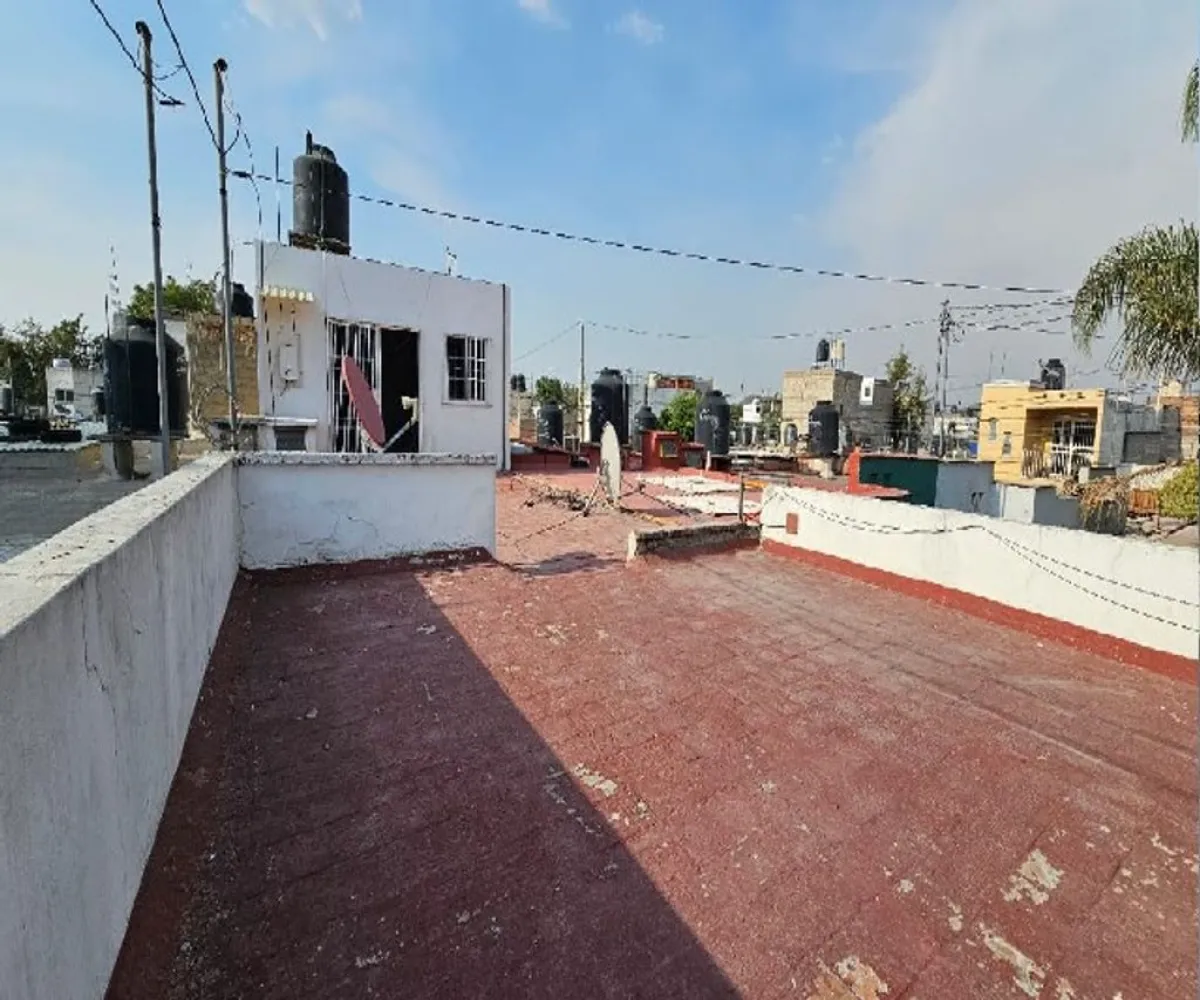 Casa En Venta,Parques de Santa María,Avenida Bahía de Todos Los Santos 2782, San Pedro Tlaquepaque, Jalisco 45609, 2 Habitaciones,1 Baño,Avenida Bahía de Todos Los Santos,2,puO8jDc