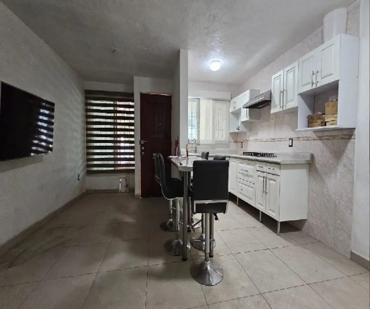 Casa En Venta,Parques de Santa María,Avenida Bahía de Todos Los Santos 2782, San Pedro Tlaquepaque, Jalisco 45609, 2 Habitaciones,1 Baño,Avenida Bahía de Todos Los Santos,2,puO8jDc