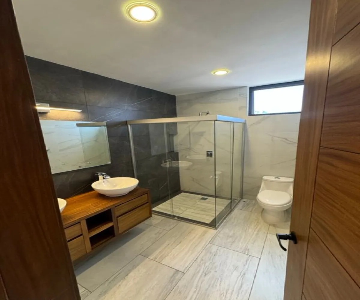 Casa En Venta,Capital Norte,Avenida Paseo de la Cantera 200 8, Zapopan, Jalisco 45134, 3 Habitaciones,3 Baños,Avenida Paseo de la Cantera,1,plMcG71