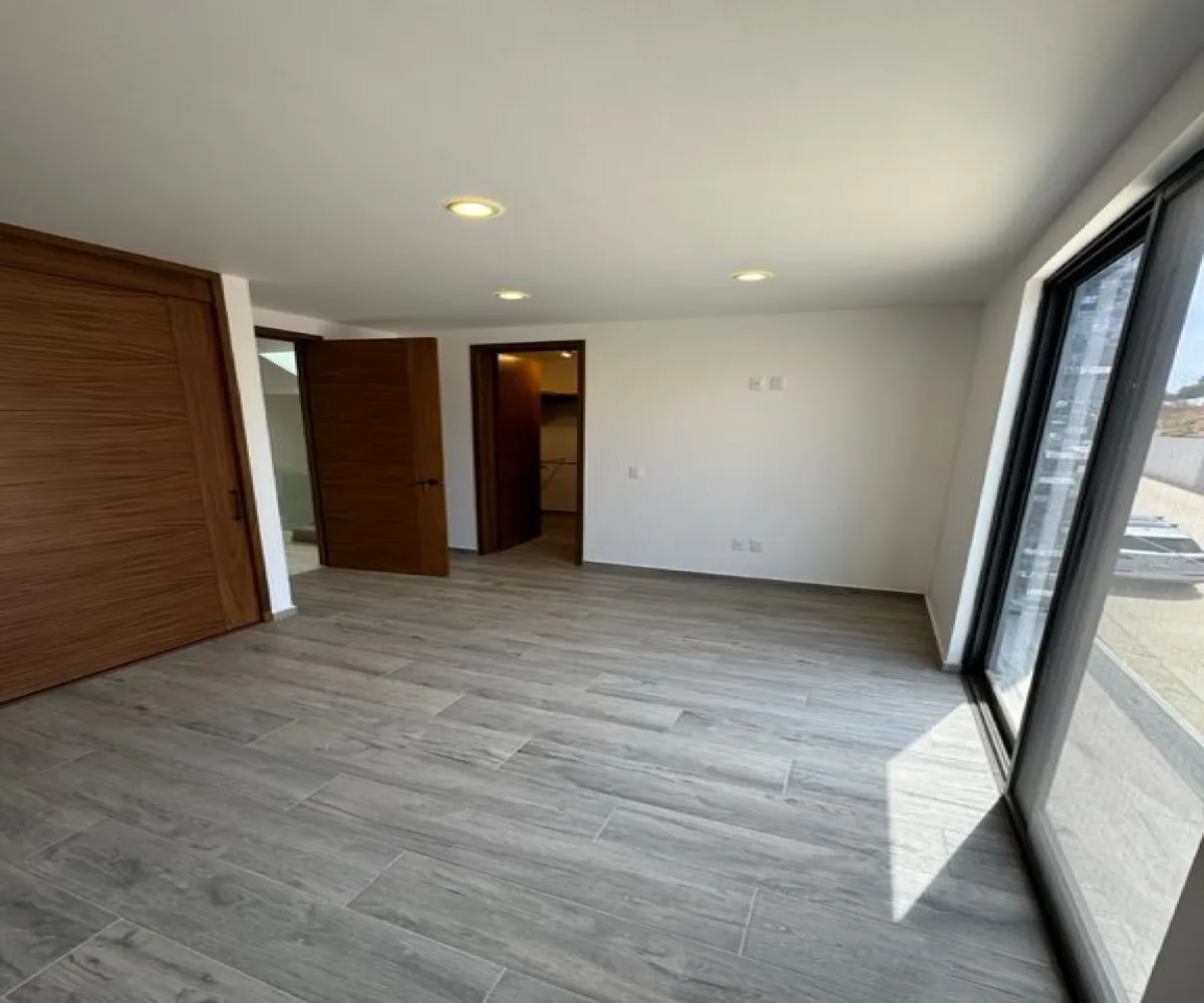 Casa En Venta,Capital Norte,Avenida Paseo de la Cantera 200 8, Zapopan, Jalisco 45134, 3 Habitaciones,3 Baños,Avenida Paseo de la Cantera,1,plMcG71