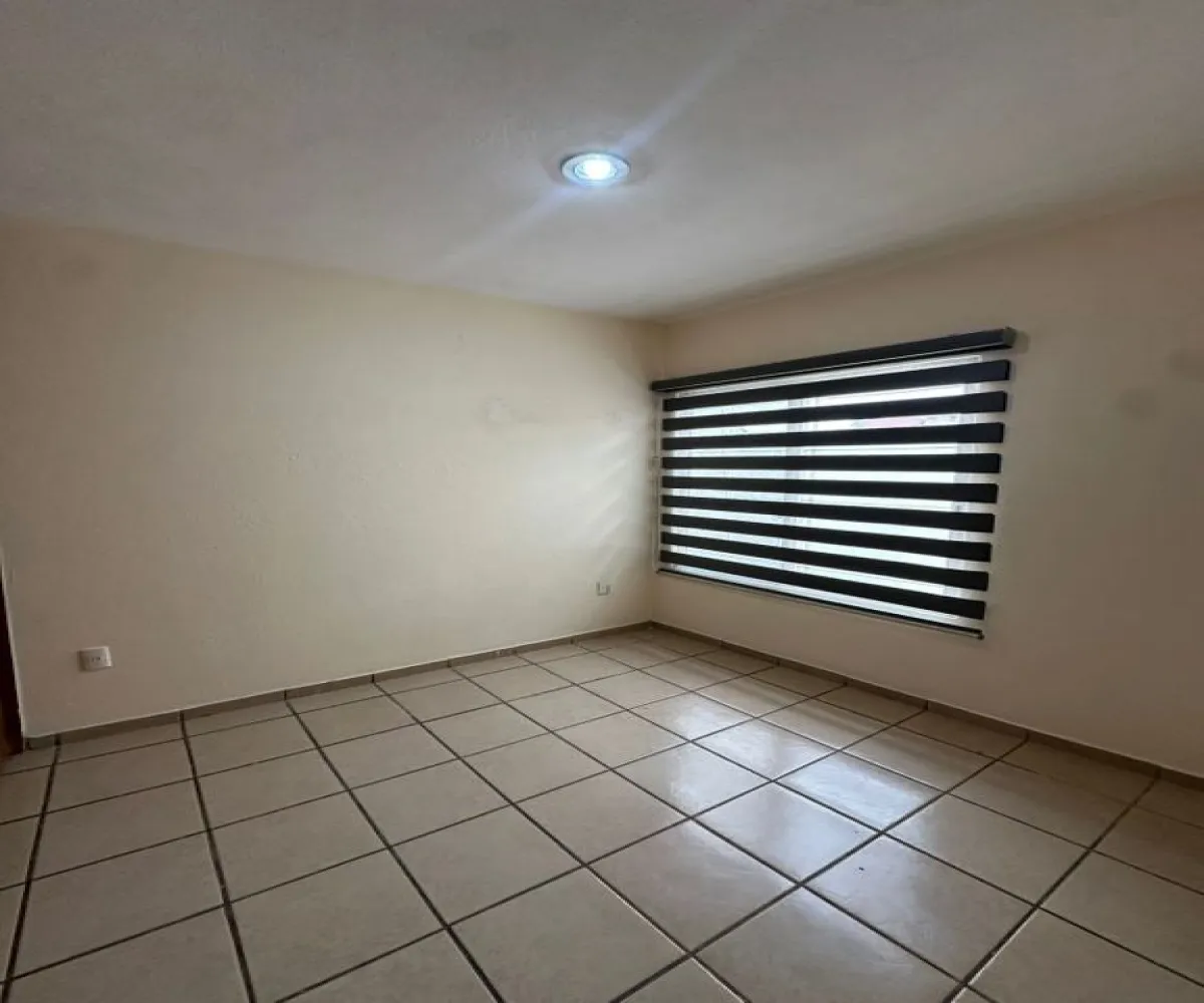 Casa En Venta,Parques del Bosque,Avenida Agrícola 2906, San Pedro Tlaquepaque, Jalisco 45609, 3 Habitaciones,2 Baños,Avenida Agrícola,2,pp3Iex9