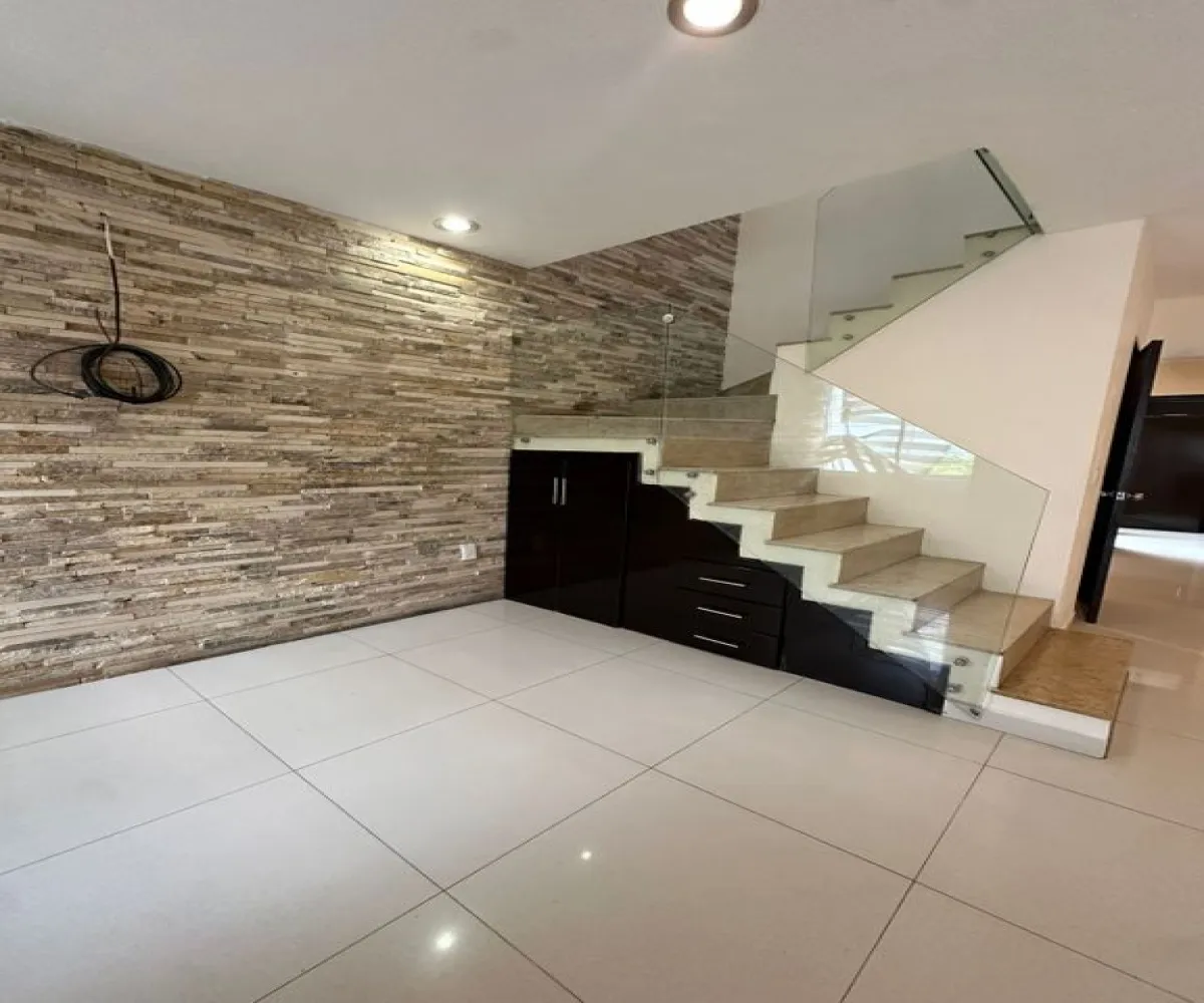 Casa En Venta,Parques del Bosque,Avenida Agrícola 2906, San Pedro Tlaquepaque, Jalisco 45609, 3 Habitaciones,2 Baños,Avenida Agrícola,2,pp3Iex9