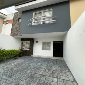 Casa En Venta,Parques del Bosque,Avenida Agrícola 2906, San Pedro Tlaquepaque, Jalisco 45609, 3 Habitaciones,2 Baños,Avenida Agrícola,2,pp3Iex9