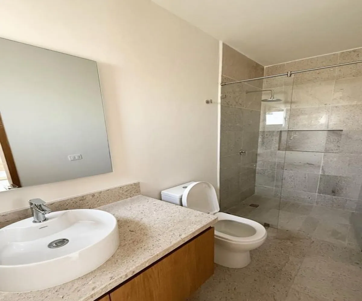 Casa En Venta,Casa Fuerte,Circuito la Almena 94, Tlajomulco de Zúñiga, Jalisco 45645, 3 Habitaciones,4 Baños,Circuito la Almena ,2,p3yHIpY