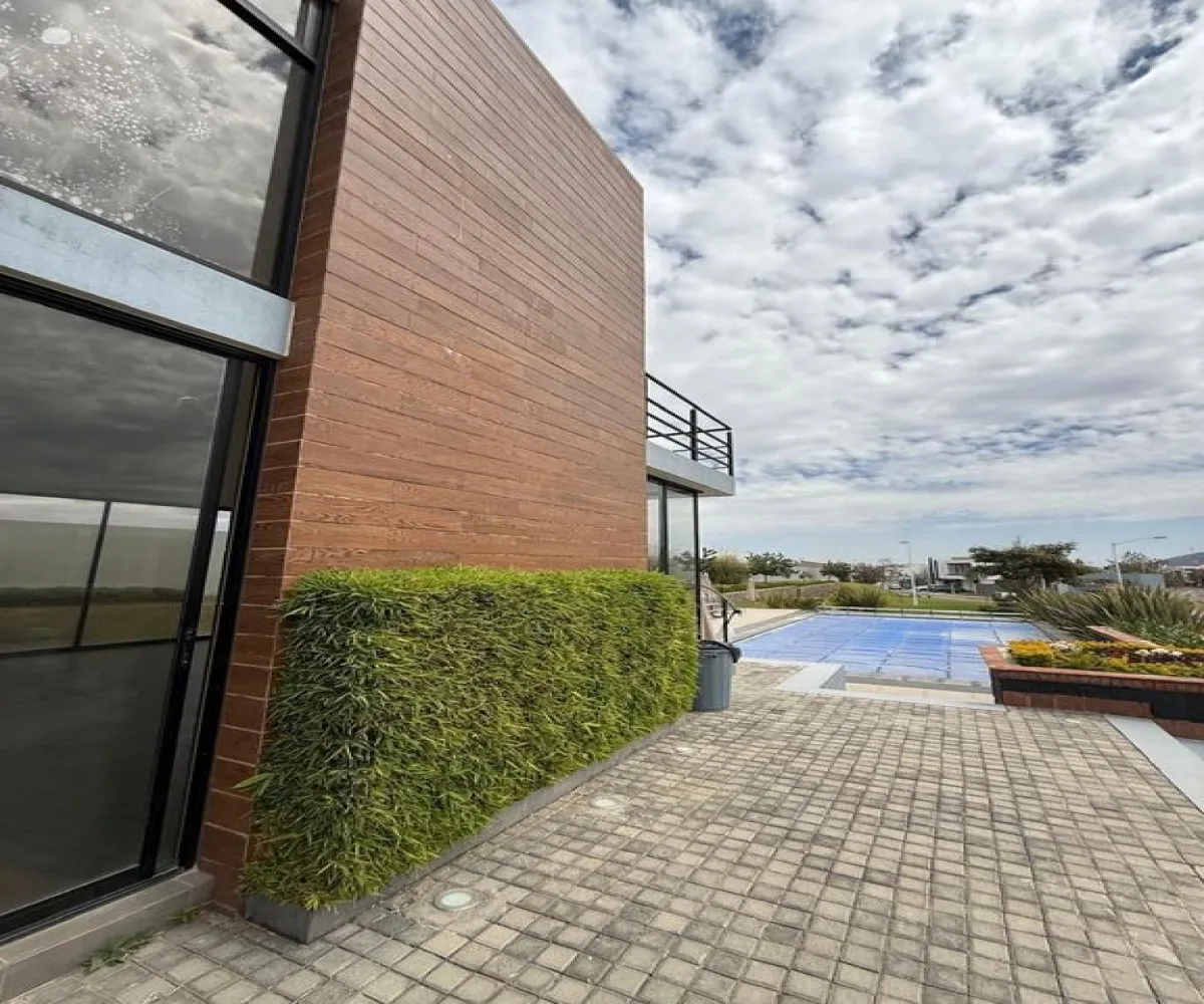 Casa En Venta,Casa Fuerte,Circuito la Almena 94, Tlajomulco de Zúñiga, Jalisco 45645, 3 Habitaciones,4 Baños,Circuito la Almena ,2,p3yHIpY