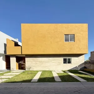 Casa En Venta,Casa Fuerte,Circuito la Almena 94, Tlajomulco de Zúñiga, Jalisco 45645, 3 Habitaciones,4 Baños,Circuito la Almena ,2,p3yHIpY