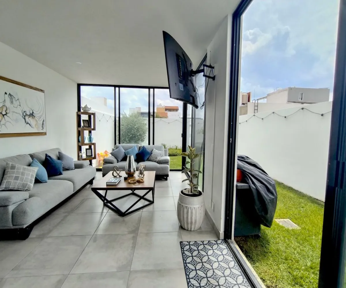 Casa En Venta,Senderos de Monte Verde,Boulevard Senderos de Monteverde 168 76, Tlajomulco de Zúñiga, Jalisco 45640, 3 Habitaciones,2 Baños,Boulevard Senderos de Monteverde,3,pZ5l6Ap