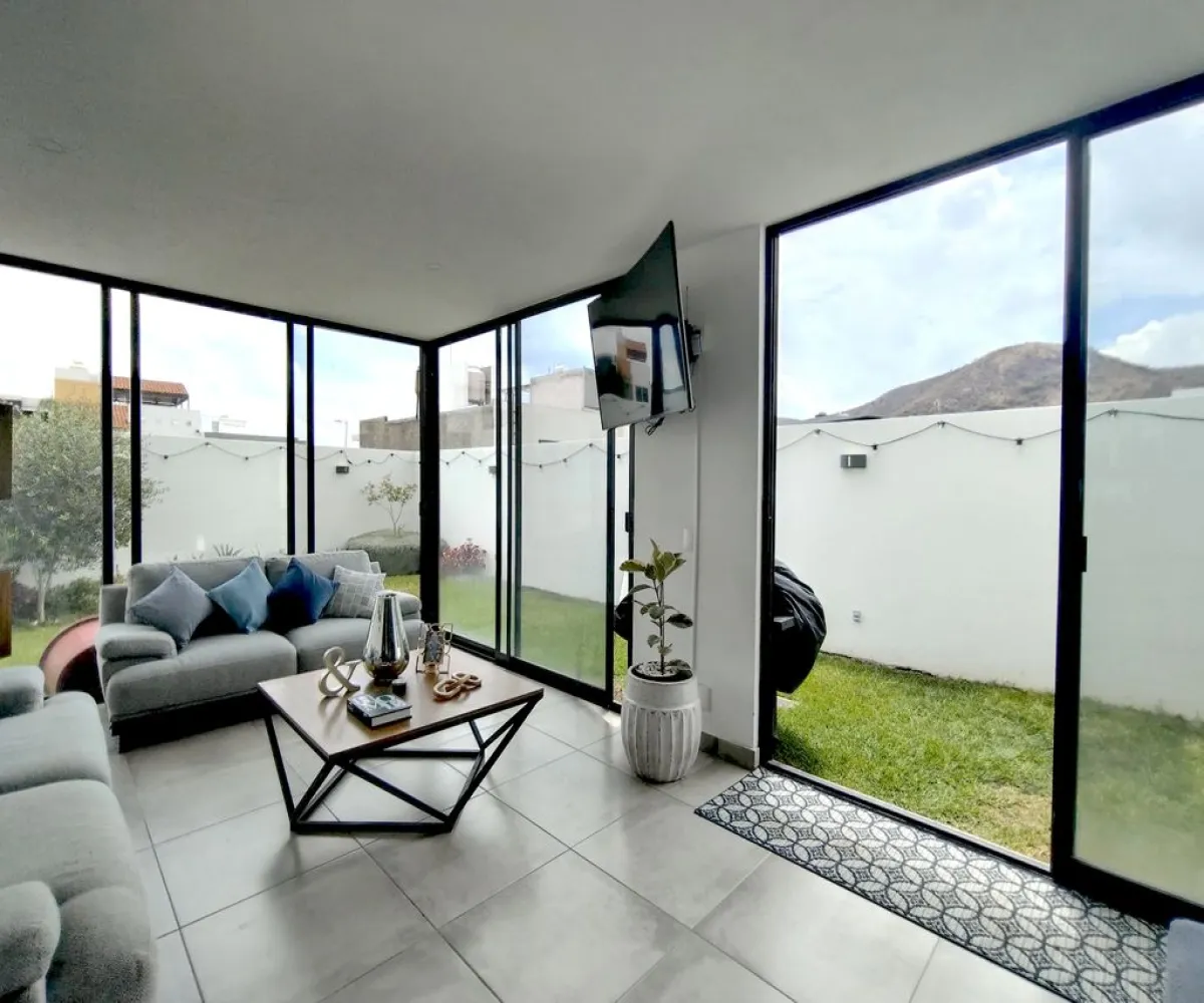 Casa En Venta,Senderos de Monte Verde,Boulevard Senderos de Monteverde 168 76, Tlajomulco de Zúñiga, Jalisco 45640, 3 Habitaciones,2 Baños,Boulevard Senderos de Monteverde,3,pZ5l6Ap