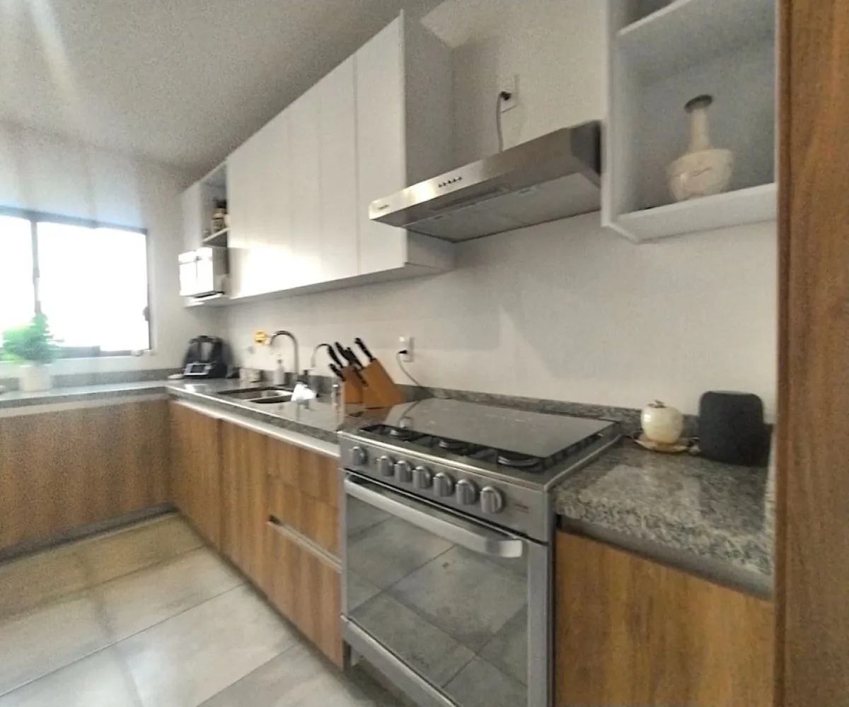 Casa En Venta,Senderos de Monte Verde,Boulevard Senderos de Monteverde 168 76, Tlajomulco de Zúñiga, Jalisco 45640, 3 Habitaciones,2 Baños,Boulevard Senderos de Monteverde,3,pZ5l6Ap