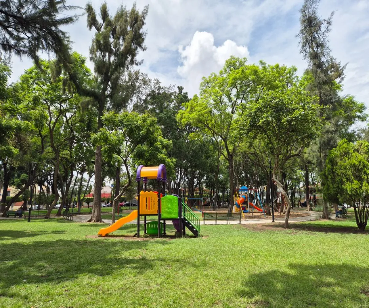 Casa En Venta,La Giralda,Calle Jade 3358, Zapopan, Jalisco 45088, 4 Habitaciones,5 Baños,Calle Jade,1,p6K32br