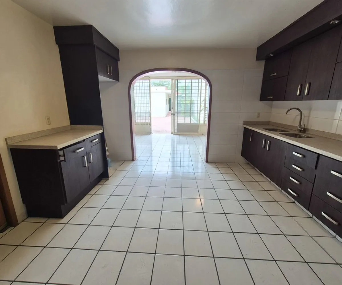 Casa En Venta,La Giralda,Calle Jade 3358, Zapopan, Jalisco 45088, 4 Habitaciones,5 Baños,Calle Jade,1,p6K32br