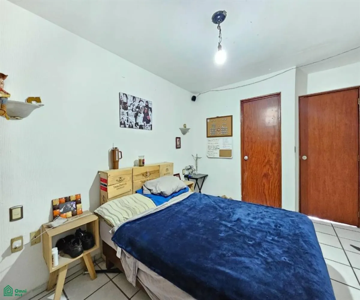 En Venta,Colomos Providencia,Asuncion E 1880 U403-C, Guadalajara, Jalisco 44602, 3 Habitaciones,2 Baños,Asuncion,3,MX25900002