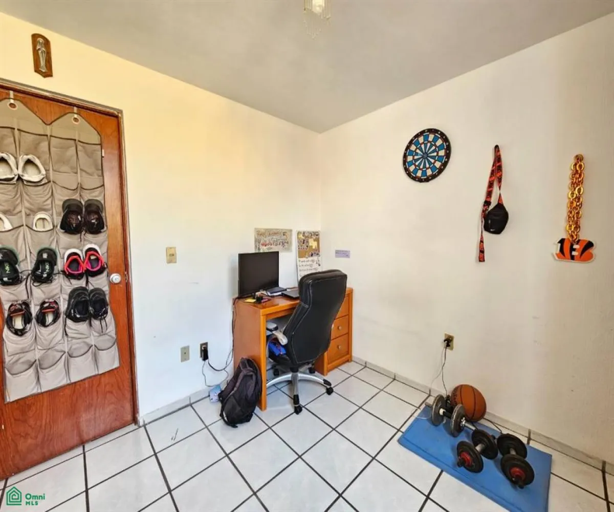 En Venta,Colomos Providencia,Asuncion E 1880 U403-C, Guadalajara, Jalisco 44602, 3 Habitaciones,2 Baños,Asuncion,3,MX25900002