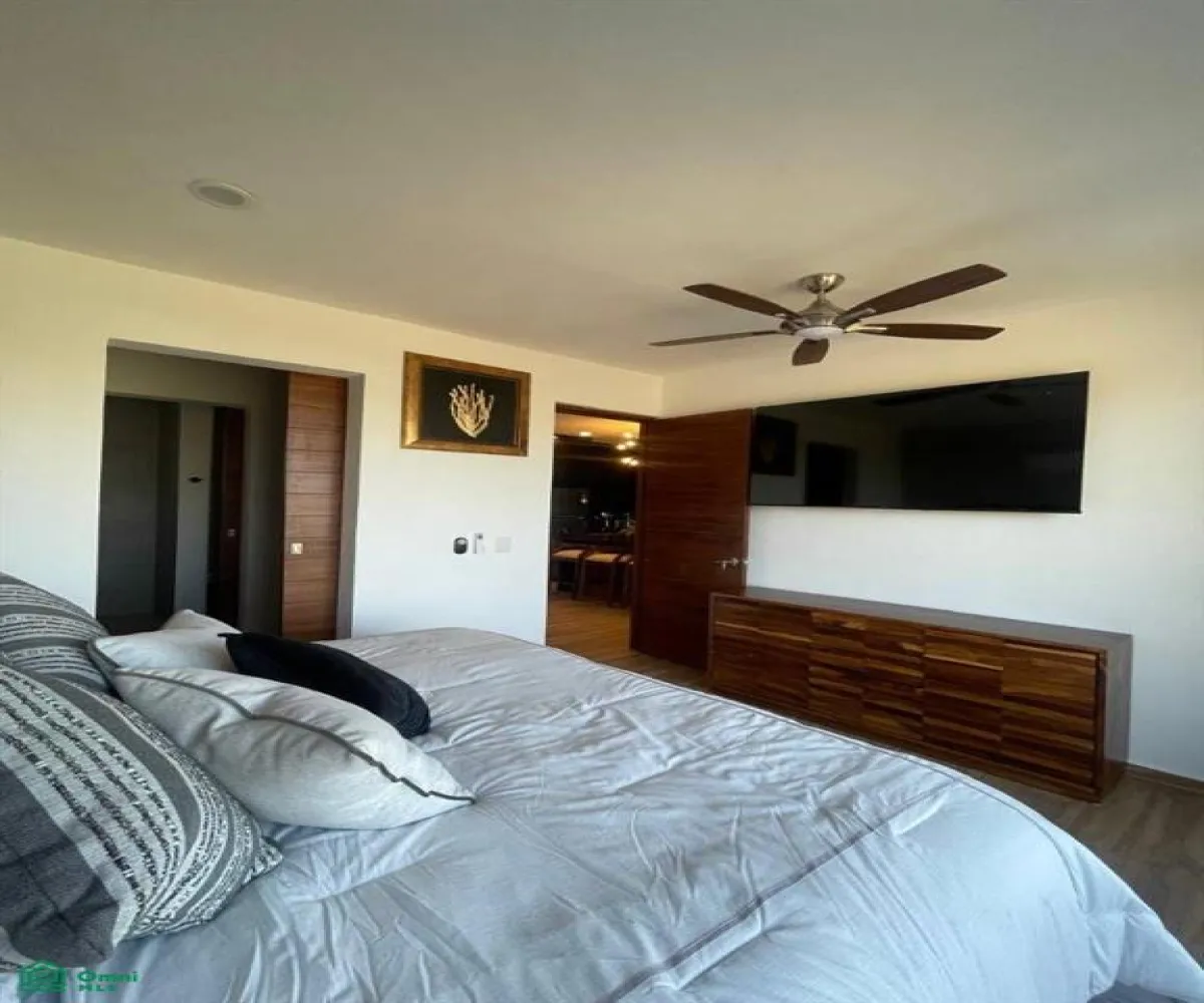 En Venta,Gaviotas,Circunvalacion del Robalo TERRA 244, Puerto Vallarta, Jalisco 48328, 2 Habitaciones,2 Baños,Circunvalacion del Robalo,MX25901508