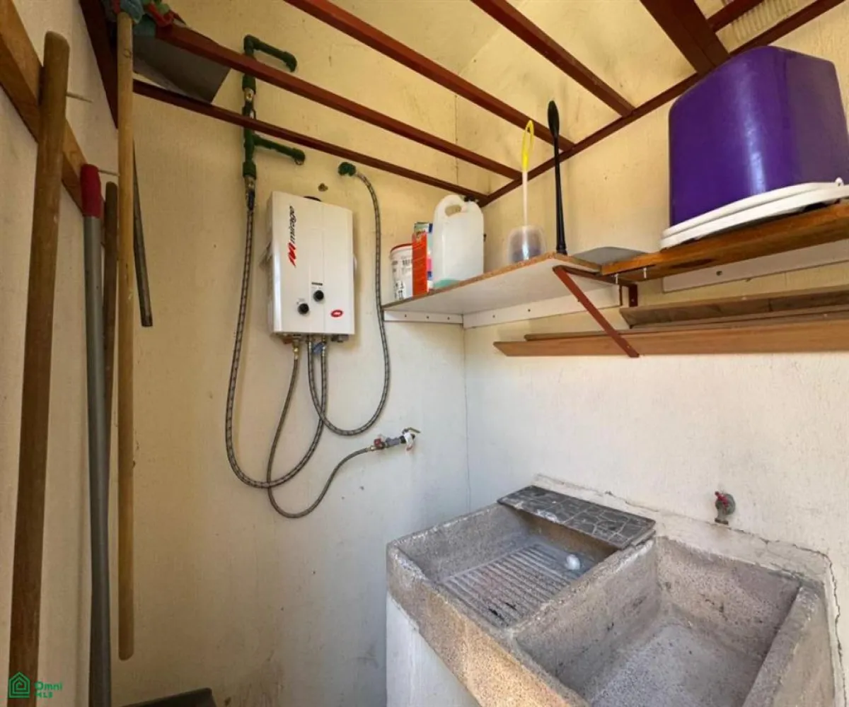 En Venta,Vista Sur Residencial,Vista Oriente 1274, Tlajomulco de Zuniga, Jalisco 45640, 3 Habitaciones,2 Baños,Vista Oriente,2,MX25901912