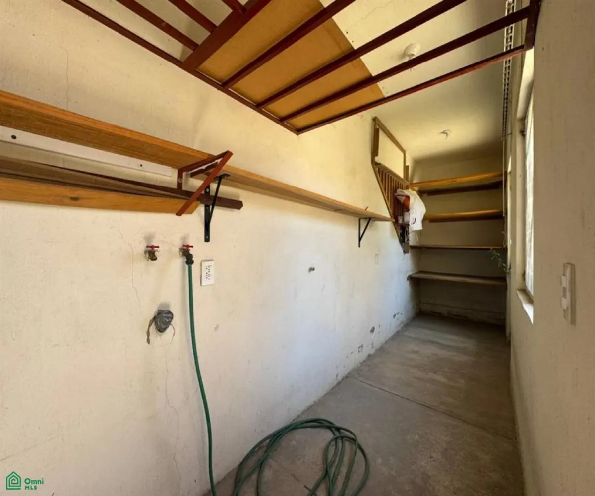 En Venta,Vista Sur Residencial,Vista Oriente 1274, Tlajomulco de Zuniga, Jalisco 45640, 3 Habitaciones,2 Baños,Vista Oriente,2,MX25901912