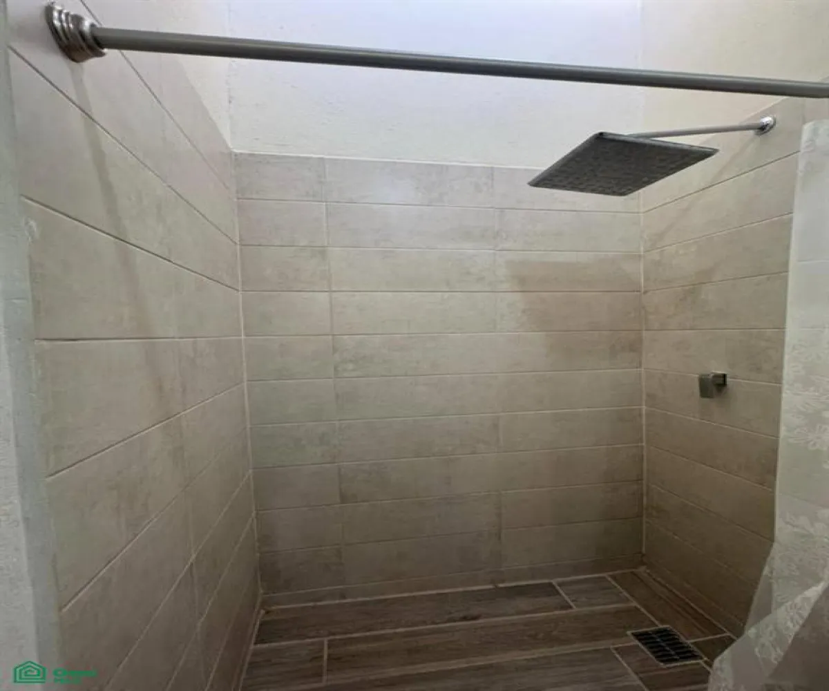 En Venta,Vista Sur Residencial,Vista Oriente 1274, Tlajomulco de Zuniga, Jalisco 45640, 3 Habitaciones,2 Baños,Vista Oriente,2,MX25901912