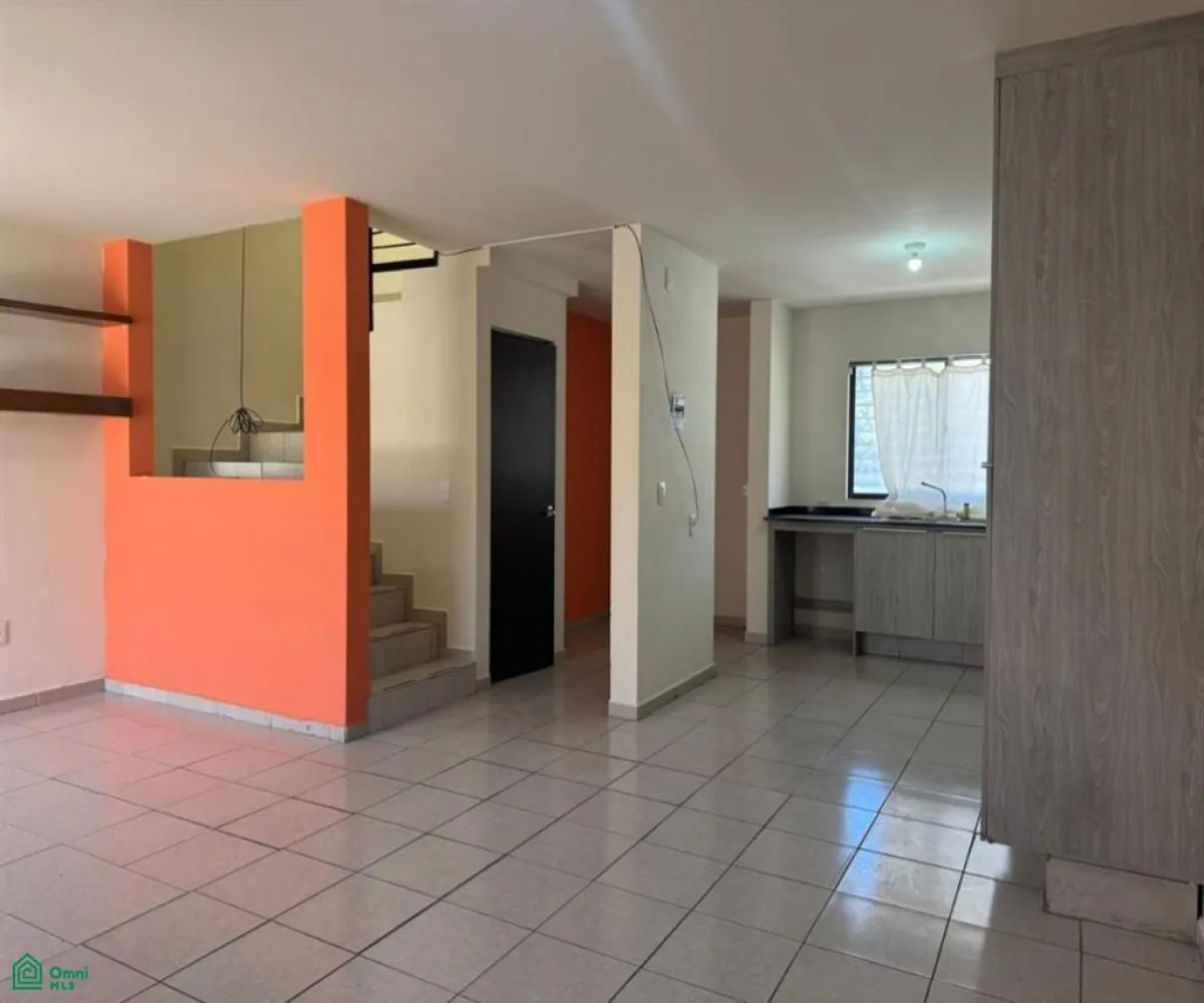 En Venta,Vista Sur Residencial,Vista Oriente 1274, Tlajomulco de Zuniga, Jalisco 45640, 3 Habitaciones,2 Baños,Vista Oriente,2,MX25901912