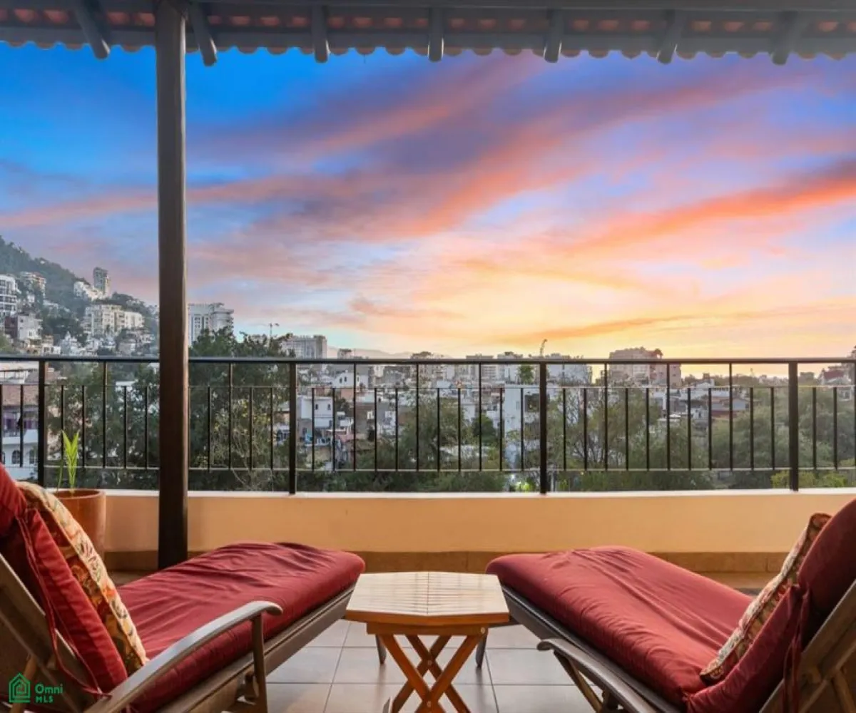 En Venta,El Caloso,Invierno 70 Int 402, Puerto Vallarta, Jalisco 48360, 2 Habitaciones,2 Baños,Invierno,3,MX25902212