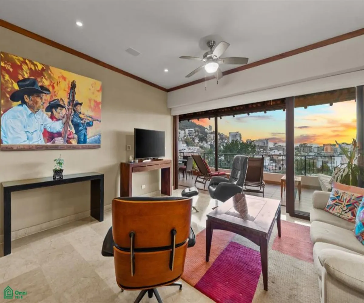 En Venta,El Caloso,Invierno 70 Int 402, Puerto Vallarta, Jalisco 48360, 2 Habitaciones,2 Baños,Invierno,3,MX25902212