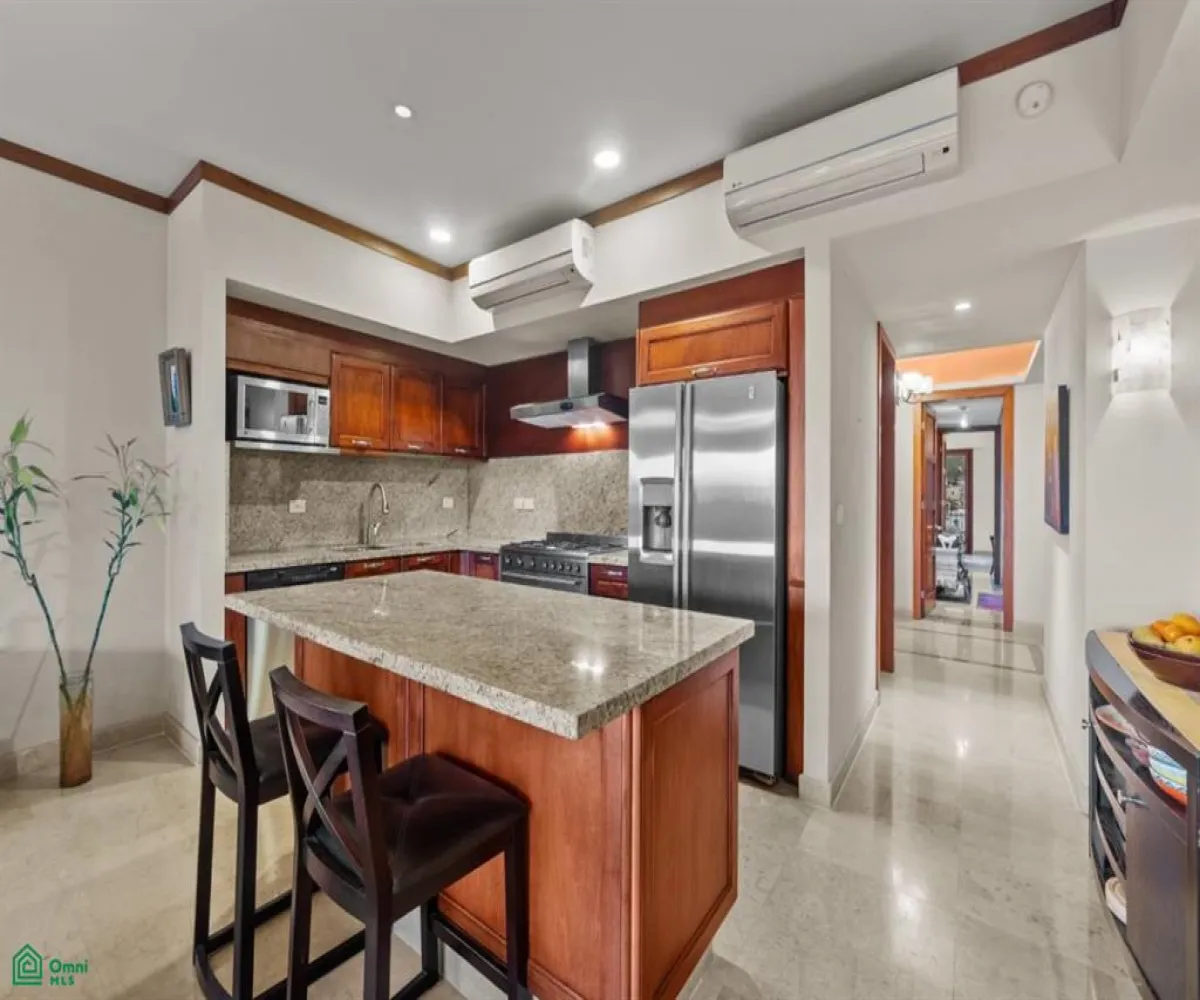 En Venta,El Caloso,Invierno 70 Int 402, Puerto Vallarta, Jalisco 48360, 2 Habitaciones,2 Baños,Invierno,3,MX25902212