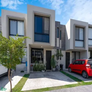 En Venta,Santa Ana Tepetitlán,Camino a Santa Ana Tepetitlán (Boskia Residencial) 1606, Zapopan, Jalisco 45230, 2 Habitaciones,2 Baños,Camino a Santa Ana Tepetitlán (Boskia Residencial),2,MX25902881