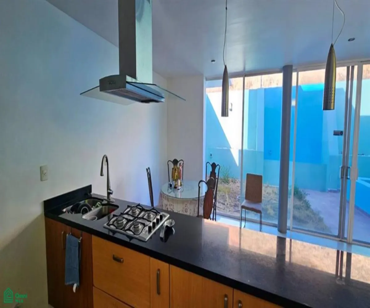 En Venta,Bosques Santa Anita,Circuito Cañada del Tigre 18 D Coto 7, Cond. Cañad, Tlajomulco de Zuniga, Jalisco 45645, 5 Habitaciones,4 Baños,Circuito Cañada del Tigre,3,MX25906196