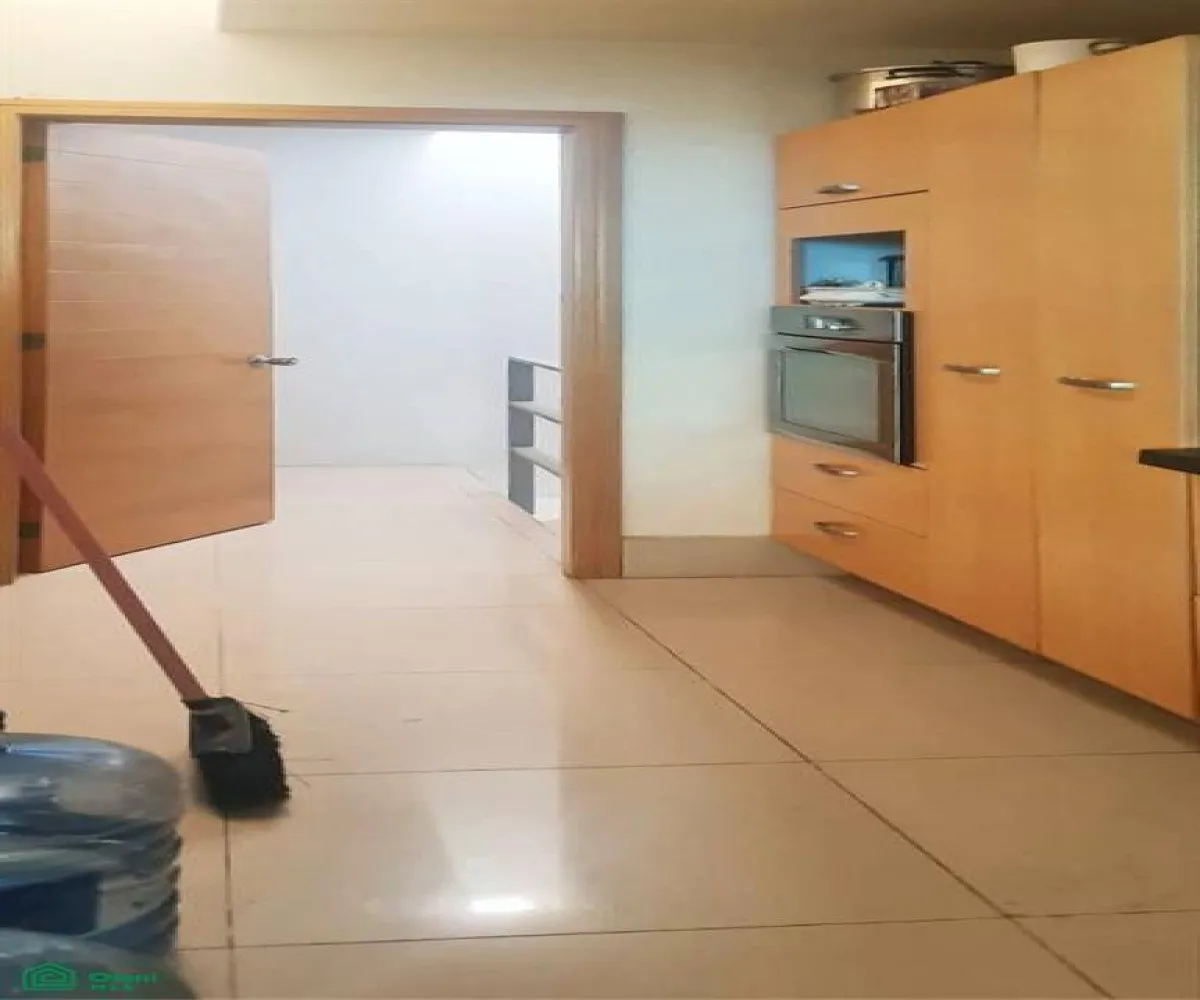 En Venta,Bosques Santa Anita,Circuito Cañada del Tigre 18 D Coto 7, Cond. Cañad, Tlajomulco de Zuniga, Jalisco 45645, 5 Habitaciones,4 Baños,Circuito Cañada del Tigre,3,MX25906196