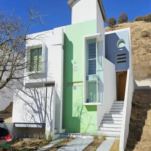 En Venta,Bosques Santa Anita,Circuito Cañada del Tigre 18 D Coto 7, Cond. Cañad, Tlajomulco de Zuniga, Jalisco 45645, 5 Habitaciones,4 Baños,Circuito Cañada del Tigre,3,MX25906196