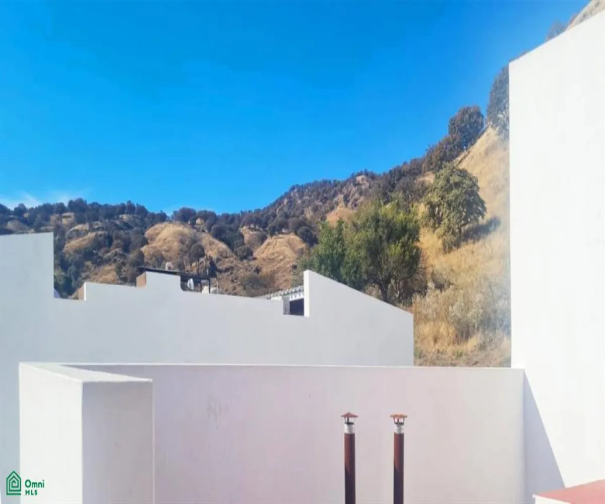 En Venta,Bosques Santa Anita,Circuito Cañada del Tigre 18 D Coto 7, Cond. Cañad, Tlajomulco de Zuniga, Jalisco 45645, 5 Habitaciones,4 Baños,Circuito Cañada del Tigre,3,MX25906196