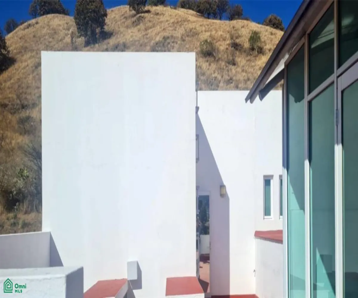 En Venta,Bosques Santa Anita,Circuito Cañada del Tigre 18 D Coto 7, Cond. Cañad, Tlajomulco de Zuniga, Jalisco 45645, 5 Habitaciones,4 Baños,Circuito Cañada del Tigre,3,MX25906196