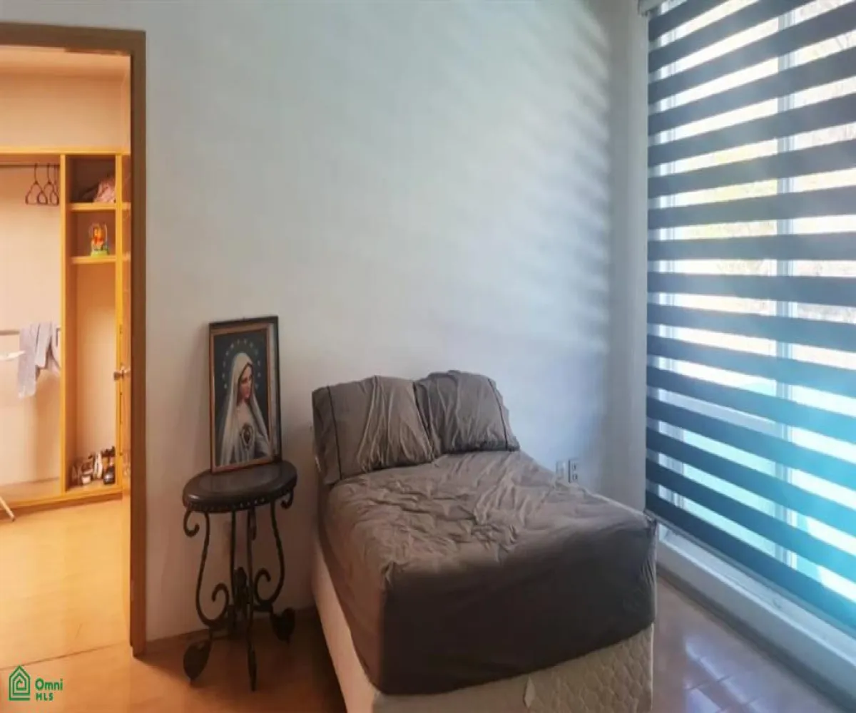 En Venta,Bosques Santa Anita,Circuito Cañada del Tigre 18 D Coto 7, Cond. Cañad, Tlajomulco de Zuniga, Jalisco 45645, 5 Habitaciones,4 Baños,Circuito Cañada del Tigre,3,MX25906196