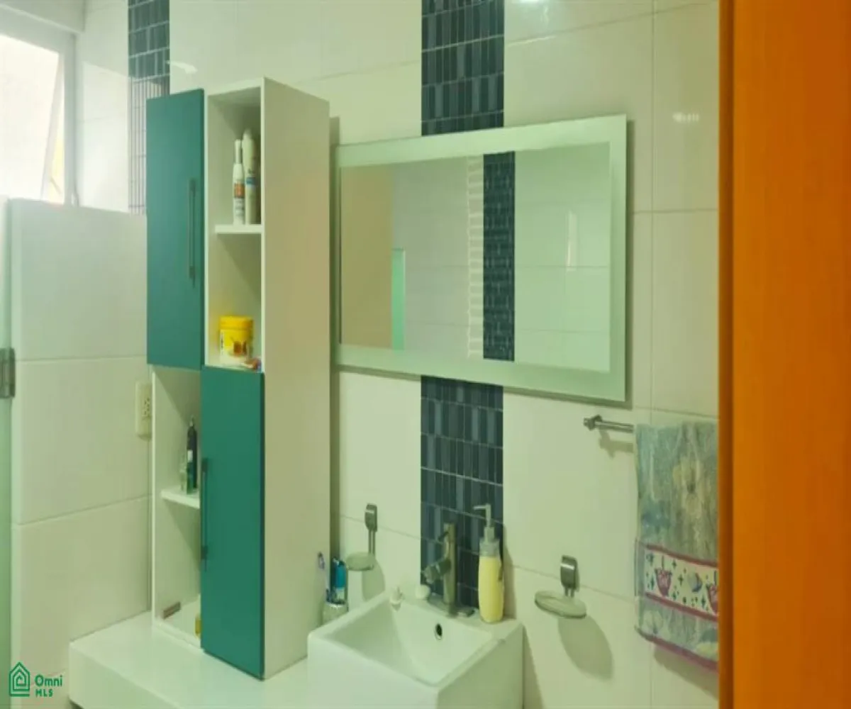 En Venta,Bosques Santa Anita,Circuito Cañada del Tigre 18 D Coto 7, Cond. Cañad, Tlajomulco de Zuniga, Jalisco 45645, 5 Habitaciones,4 Baños,Circuito Cañada del Tigre,3,MX25906196