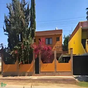 En Venta,Jardines de La Calera,Malvas 140, Tlajomulco de Zuniga, Jalisco 45676, 5 Habitaciones,3 Baños,Malvas,2,MX25908304