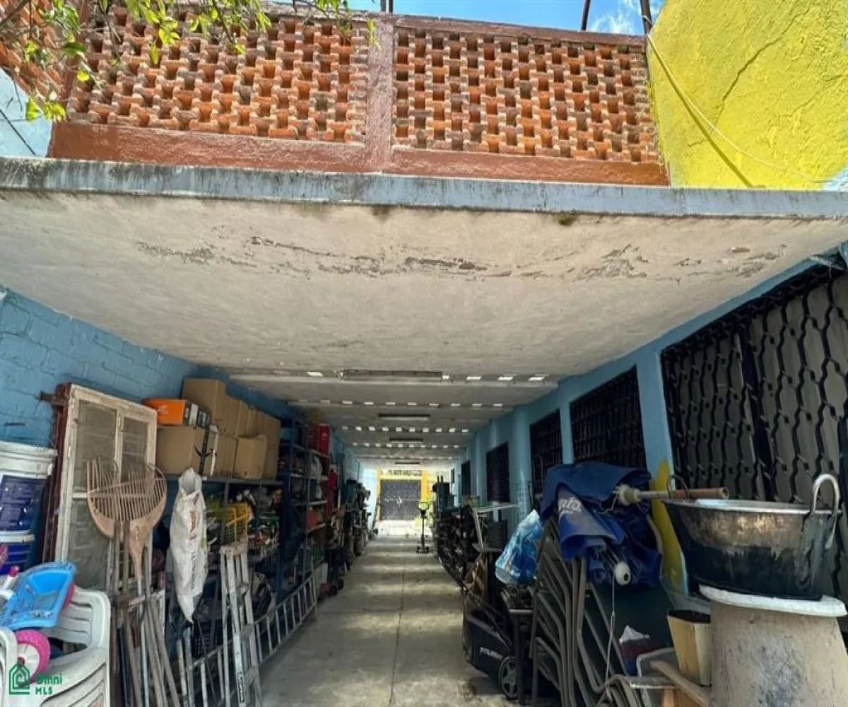 En Venta,Jardines de La Calera,Malvas 140, Tlajomulco de Zuniga, Jalisco 45676, 5 Habitaciones,3 Baños,Malvas,2,MX25908304