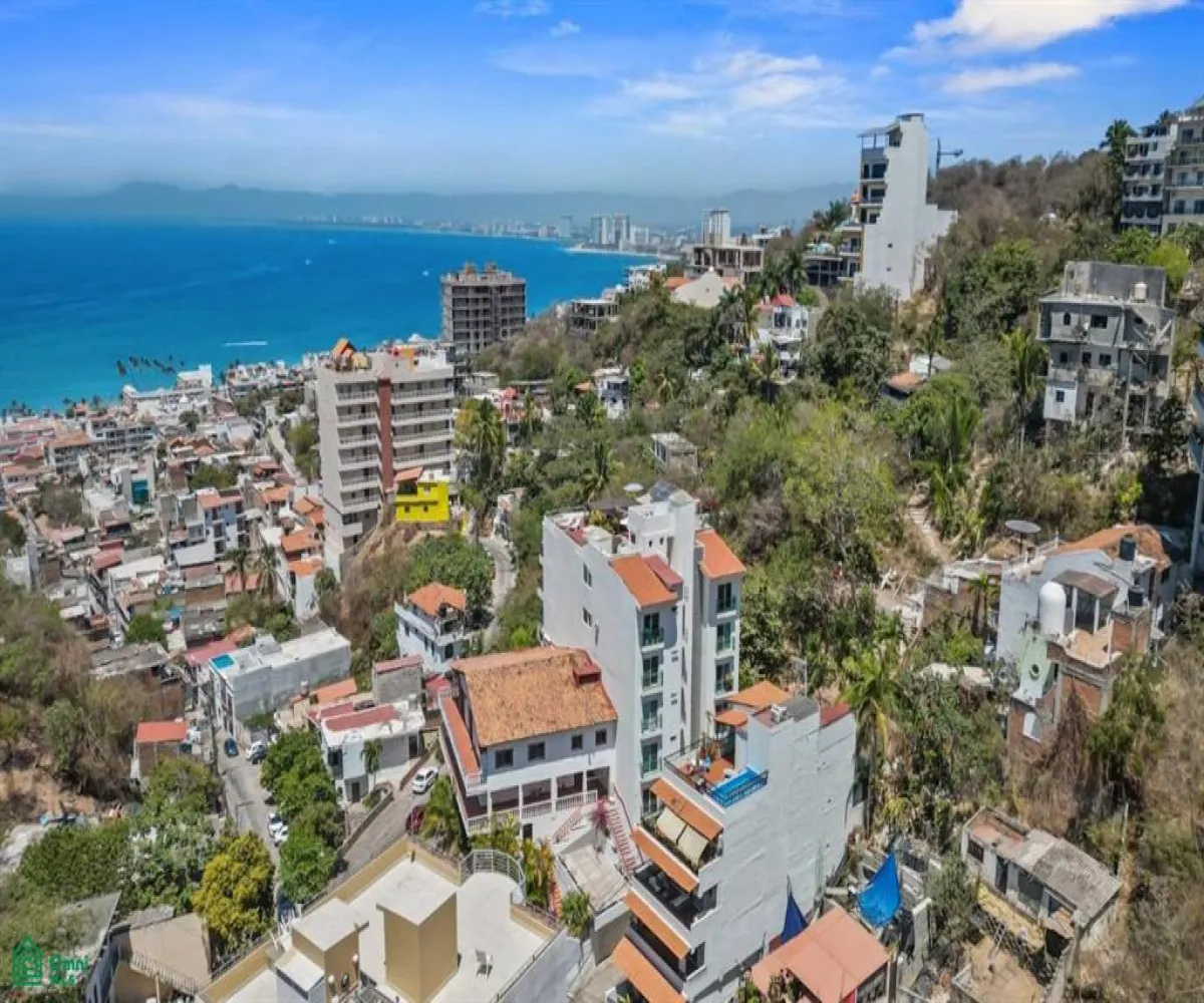 En Venta,El Cerro,Calle Allende 585 Int 1, Puerto Vallarta, Jalisco 48304, 2 Habitaciones,2 Baños,Calle Allende,MX25909282