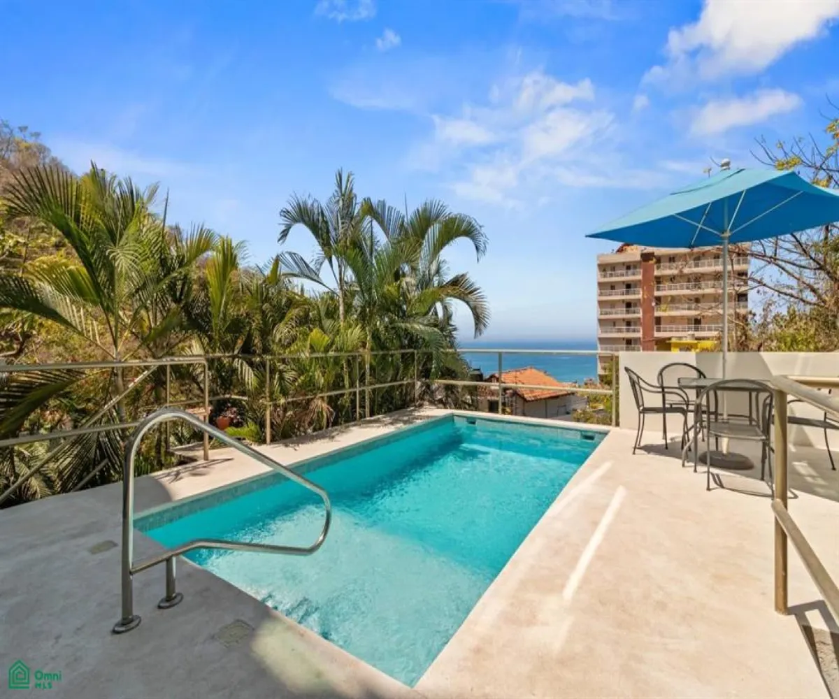 En Venta,El Cerro,Calle Allende 585 Int 1, Puerto Vallarta, Jalisco 48304, 2 Habitaciones,2 Baños,Calle Allende,MX25909282