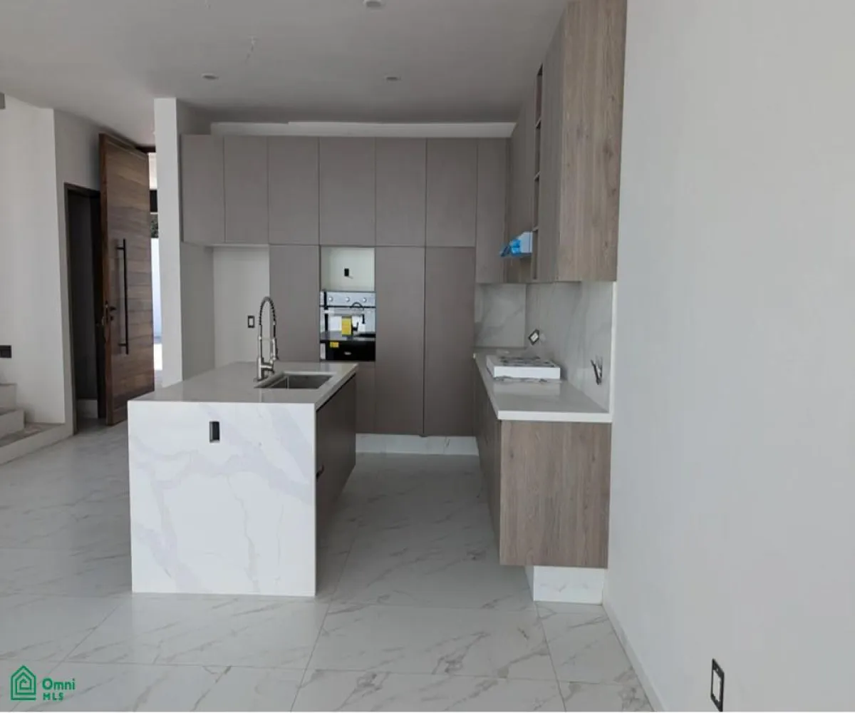 En Venta,Los Pinos Campestre,privada lorenzo barcelata 7302, Zapopan, Jalisco 45239, 4 Habitaciones,3 Baños,privada lorenzo barcelata,3,MX25914584