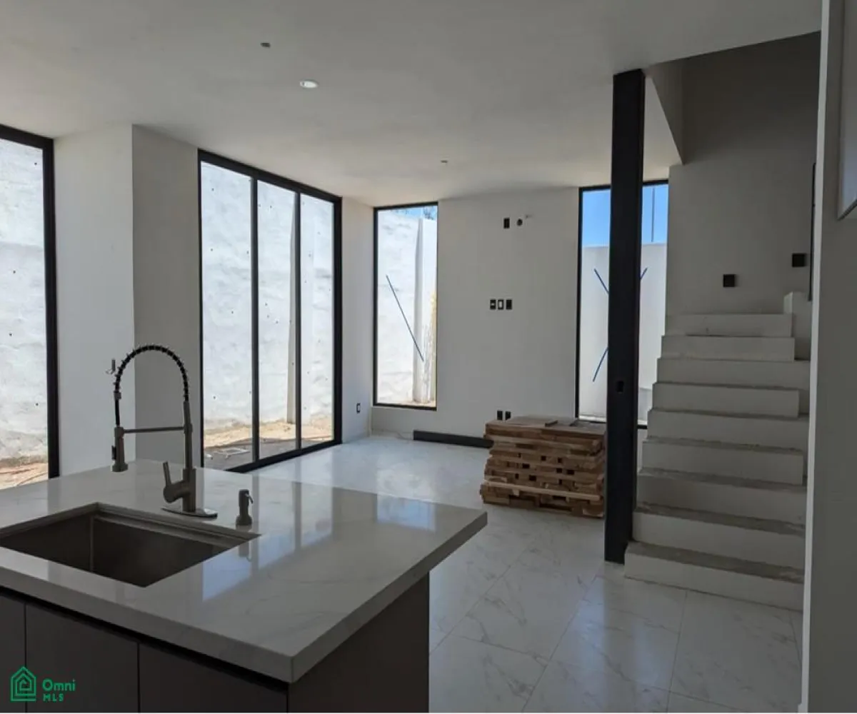 En Venta,Los Pinos Campestre,privada lorenzo barcelata 7302, Zapopan, Jalisco 45239, 4 Habitaciones,3 Baños,privada lorenzo barcelata,3,MX25914584