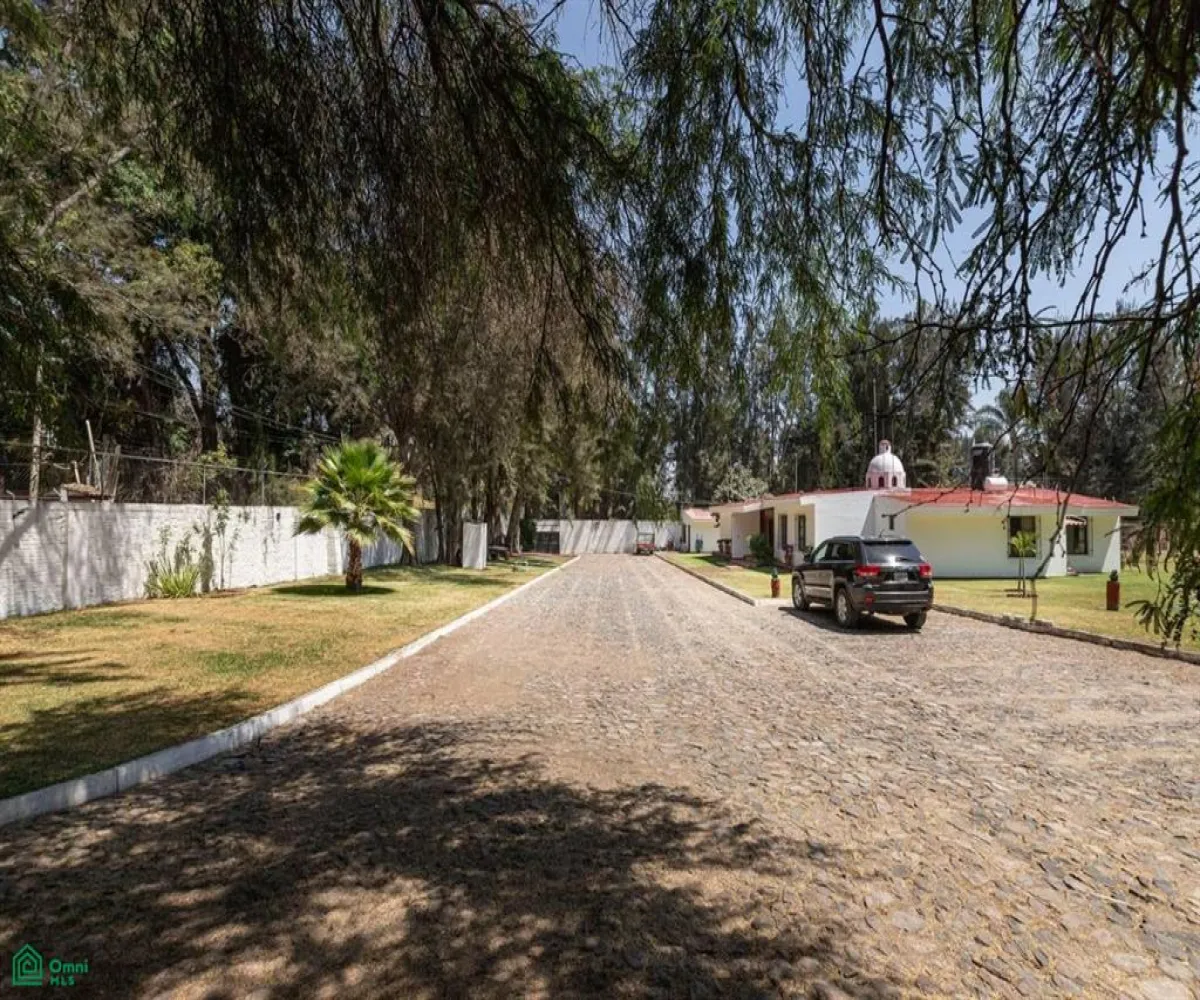 En Venta,Tlajomulco Centro,Camino Real 210, Tlajomulco de Zuniga, Jalisco 45640, 4 Habitaciones,5 Baños,Camino Real,MX25916362