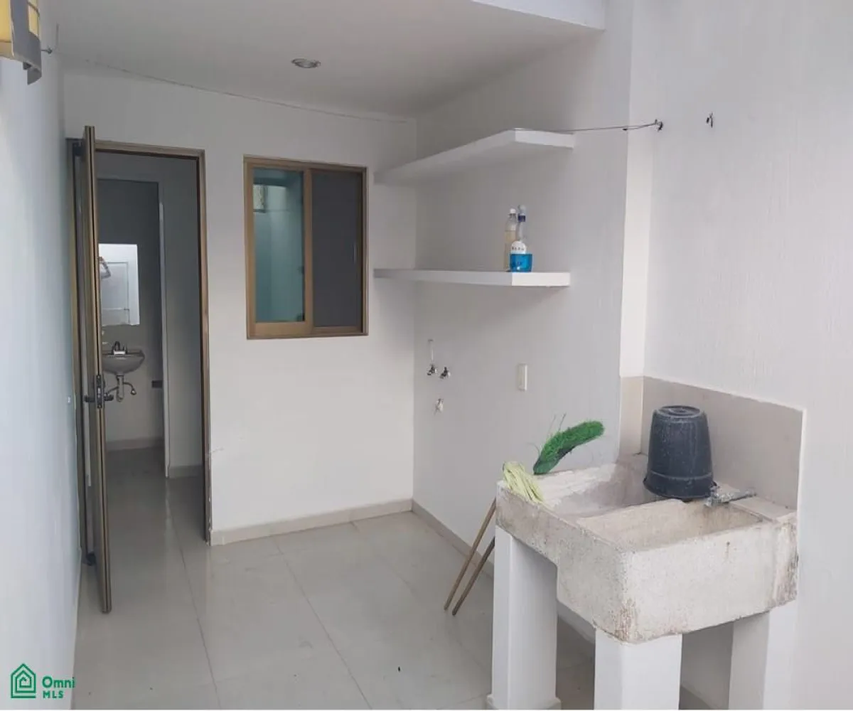 En Venta,Fracc. La Estancia,Robert Schuman 5007, Zapopan, Jalisco 45030, 4 Habitaciones,4 Baños,Robert Schuman,2,MX25917079