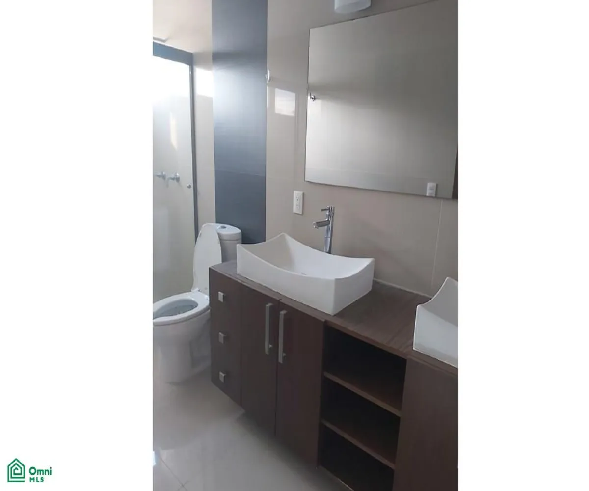 En Venta,Fracc. La Estancia,Robert Schuman 5007, Zapopan, Jalisco 45030, 4 Habitaciones,4 Baños,Robert Schuman,2,MX25917079