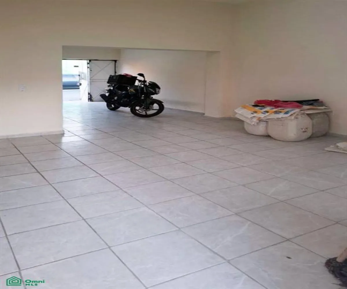 En Venta,Libertad,Bagdad 773, Guadalajara, Jalisco 44750, 9 Habitaciones,5 Baños,Bagdad,1,MX25921877
